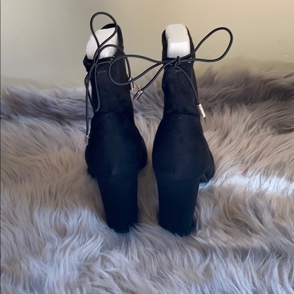 NWT CHINESE LAUNDRY BAILEY BLOCK HEEL BOOTIE SZ. 9 - Picture 4 of 7